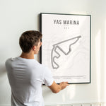 Indlæs billede til gallerivisning Abu Dhabi Formel 1 Plakat | Twilight Oasis | Yas Marina Circuit | Dynamisk Motorsport Kunst | Plakaty.dk