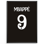 Indlæs billede til gallerivisning Kylian Mbappé Fodbold Plakat | Til Real Madrid Fans | Denne plakat viser Kylian Mbappé i en ikonisk Real Madrid trøje, klar til at score mål. Perfekt til fodboldfans og specielt Real Madrid entusiaster.
