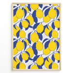 Indlæs billede til gallerivisning Bright lemon pattern poster with yellow lemons and blue leaves on a white background, framed in golden.
