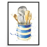 Indlæs billede til gallerivisning Watercolor wall art plakat of a blue-striped jar holding kitchen utensils including wooden spoons, a whisk, and a ladle—ideal for kitchen wall décor or dining area artwork.
