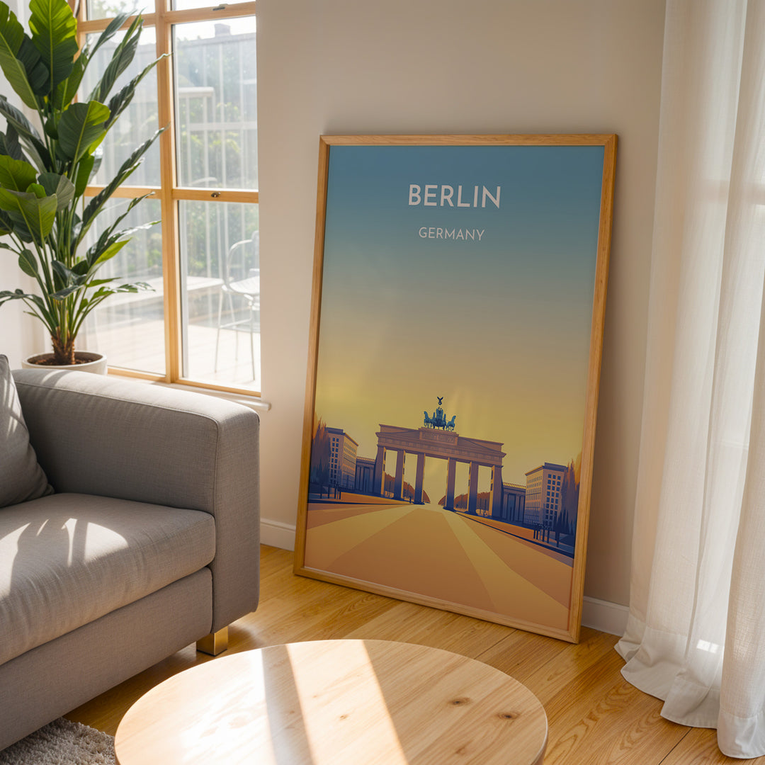 Berlin Vintage Travel Plakat | Vintage Travel Poster | Denne plakat viser Brandenburger Tor i Berlin, Tyskland, med en gradient baggrund fra blå til gul. Perfekt til rejse- og kulturentusiaster.