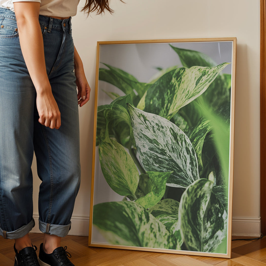 Plante print | Smuk plakat med frodige motiver | Plakat med grønne planter, botanisk kunst og naturplanter, ideel til at tilføje et organisk og livligt præg til dit hjem.