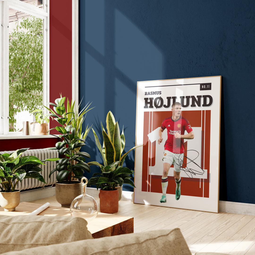 Fodbold plakat | Fodbold plakater | Rasmus Højlund Fodbold Spiller Plakat | Ideel til Dedikerede Fans | Plakaty.dk