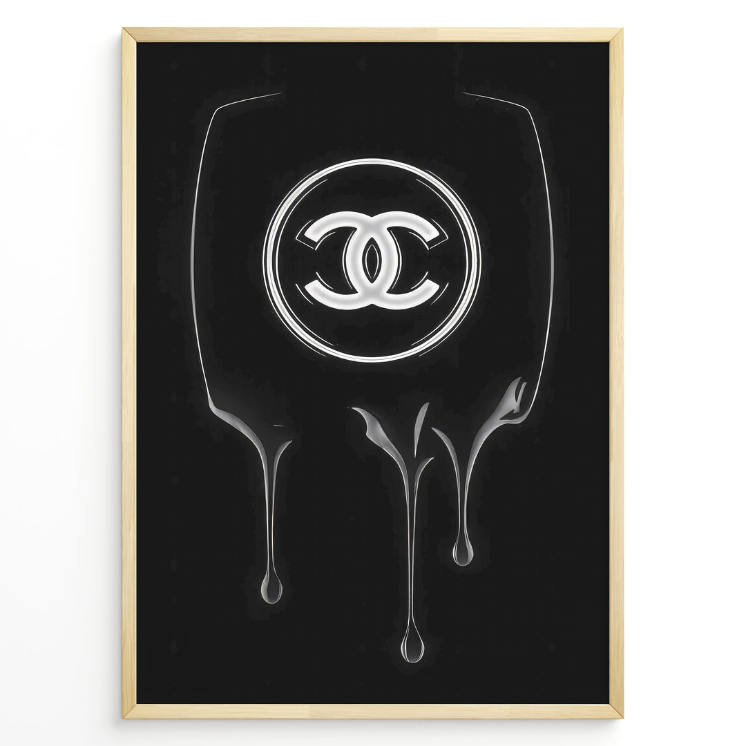 Fashion Plakat | Dripping Chanel Logo – Bold Black Fashion Wall Art Plakaty.dk | Glossy black and white artwork of the Chanel logo with a dripping paint effect on a dark background, creating a bold and modern fashion statement.