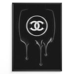 Indlæs billede til gallerivisning Fashion Plakat | Dripping Chanel Logo – Bold Black Fashion Wall Art Plakaty.dk | Glossy black and white artwork of the Chanel logo with a dripping paint effect on a dark background, creating a bold and modern fashion statement.
