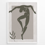 Indlæs billede til gallerivisning Framed abstract nude dance art poster with minimalist green figure on textured beige background and a small leaf detail.
