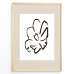 Indlæs billede til gallerivisning Framed minimalist abstract flower line art poster with a single brown floral outline on a white and beige background.
