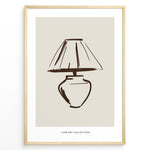 Indlæs billede til gallerivisning Framed minimalist poster featuring a hand-drawn lamp line art illustration in brown on a beige background from the Line Art Collection.

