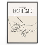 Indlæs billede til gallerivisning Framed Galerie Bohème poster featuring minimalist black line art of two hands holding each other on a beige and white background.
