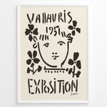 Indlæs billede til gallerivisning Framed Picasso Vallauris 1951 Exposition poster with black abstract portrait and floral designs on a cream background.
