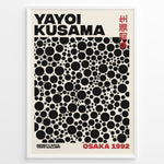 Indlæs billede til gallerivisning Framed Yayoi Kusama Infinity Dots art poster with black circular patterns and red Osaka 1992 text on a beige background.

