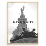 Indlæs billede til gallerivisning Fashion Plakat | Givenchy Paris Monumental Elegance in Black &amp; White Plakaty.dk | Black and white image of a Parisian monument with classical statues, overlaid with the Givenchy Paris logo, symbolizing luxury and timeless style.
