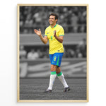 Indlæs billede til gallerivisning Moderne sportsplakat af Kaká i Brasilien-trøjen, hvor spilleren og de brasilianske farver fremhæves mod en sort-hvid baggrund.
