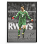 Indlæs billede til gallerivisning Manuel Neuer fodbold plakat hvor han jubler i Bayerns grønne målmandstrøje med røde handsker under Champions League kamp.
