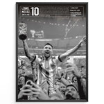 Indlæs billede til gallerivisning Lionel Messi Fodbold Plakat | Til FC Barcelona Fans | Tre plakater der hylder Lionel Messi med billede, citat og hans ikoniske nummer 10. Perfekt til fodboldfans og Messi-entusiaster.
