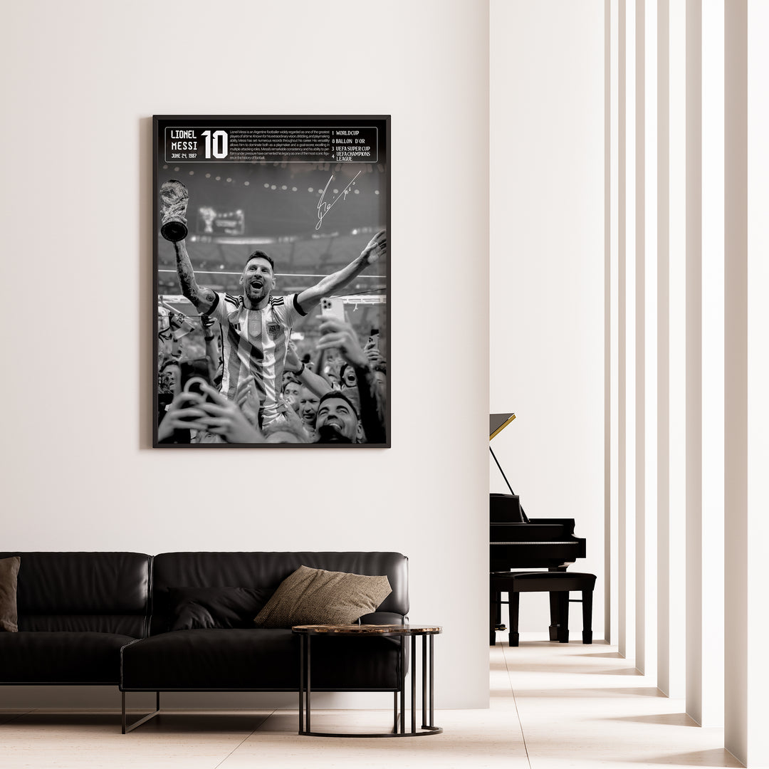 Lionel Messi Fodbold Plakat | Til FC Barcelona Fans | Tre plakater der hylder Lionel Messi med billede, citat og hans ikoniske nummer 10. Perfekt til fodboldfans og Messi-entusiaster.