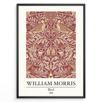 Indlæs billede til gallerivisning Framed William Morris Bird 1869 art print plakat showing two birds among detailed floral and leaf patterns on a red background.
