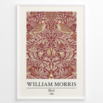 Indlæs billede til gallerivisning Framed William Morris Bird 1869 art print plakat showing two birds among detailed floral and leaf patterns on a red background.
