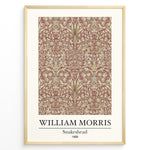 Indlæs billede til gallerivisning Framed William Morris Snakeshead 1888 art print plakat with detailed floral and leaf patterns in red and beige tones.
