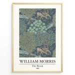 Indlæs billede til gallerivisning Framed William Morris The Brook 1880 art print plakat showing deer among trees and a flowing stream in a detailed woodland design.
