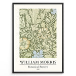 Indlæs billede til gallerivisning Framed William Morris Botanical Pattern 1862 art print plakat featuring detailed green and cream floral design with subtle blue and yellow accents.
