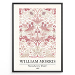 Indlæs billede til gallerivisning Discover the William Morris “Strawberry Thief” (1890) art print plakat — a classic design featuring intricate birds, strawberries, and floral patterns in soft pink and cream tones. Perfect for elegant home décor and art lovers inspired by nature.
