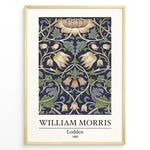 Indlæs billede til gallerivisning Framed William Morris Lodden 1889 art print plakat with ornate floral motifs in navy blue, gold, and green tones.
