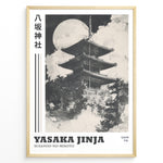 Indlæs billede til gallerivisning Japanske plakater | Black and white illustration of Yasaka Jinja’s five-story pagoda in Kyoto, Japan, with a full moon in the background and clouds surrounding the temple.
