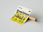 Indlæs billede til gallerivisning Holdfoto | Borussia Dortmund fodboldplakat 2024-2025 med hele holdet i gul-sort hjemmebanesæt – ikonisk look til fans af den tyske traditionsklub.
