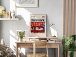 Indlæs billede til gallerivisning Holdfoto | Danmark landshold fodboldplakat 2024-2025 i klassiske røde trøjer – perfekt til fans af det danske nationalteam.
