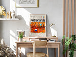 Indlæs billede til gallerivisning Netherlands holdfoto plakat | Hollandsk landshold 2024-2025 i orange hjemmebanetrøjer med holdskjold og stærke udtryk.
