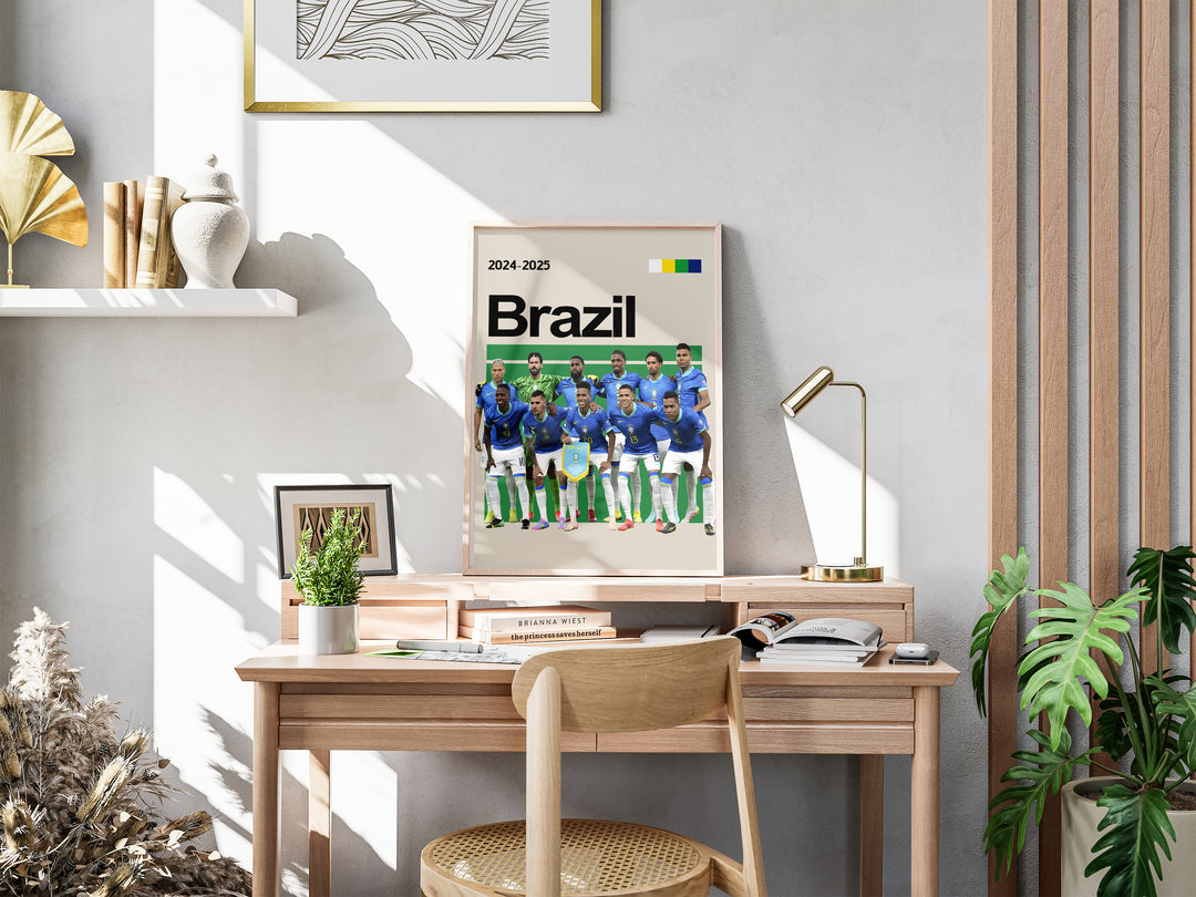 Holdfoto | Brazil fodboldplakat 2024-2025 med hele landsholdet i blå trøjer – perfekt vægkunst til fans af brasiliansk fodbold og samba-stil.