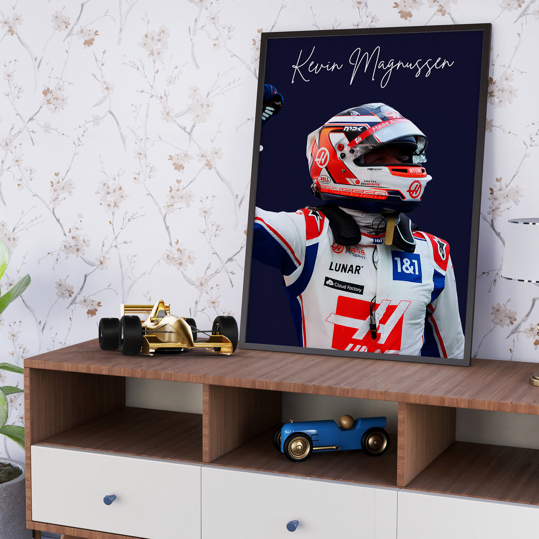 Kevin Magnussen F1 Plakat | Unikt Design på 20+ Internationale Baner