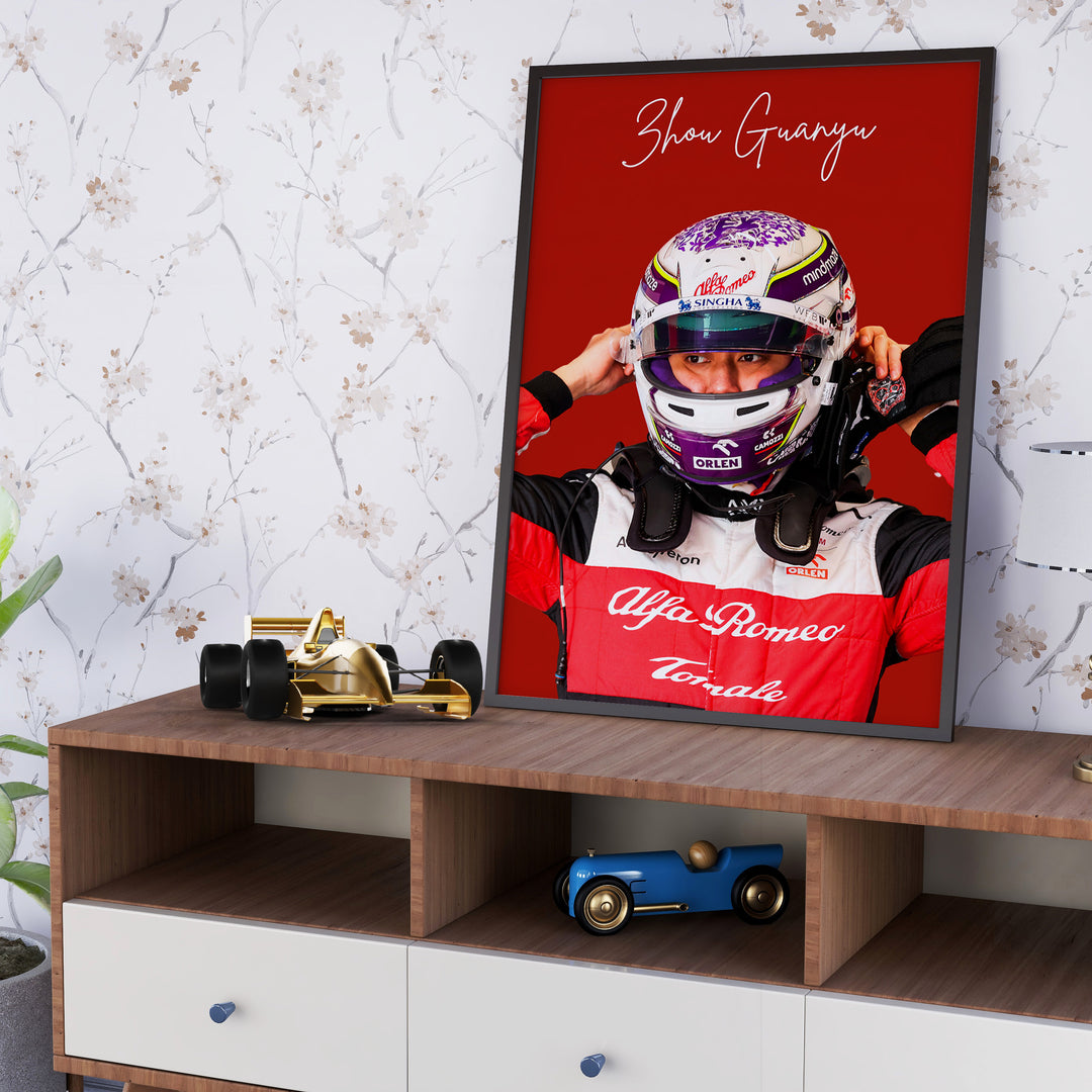 Guanyu Zhou F1 Plakat | Unikt Design på 20+ Internationale Baner